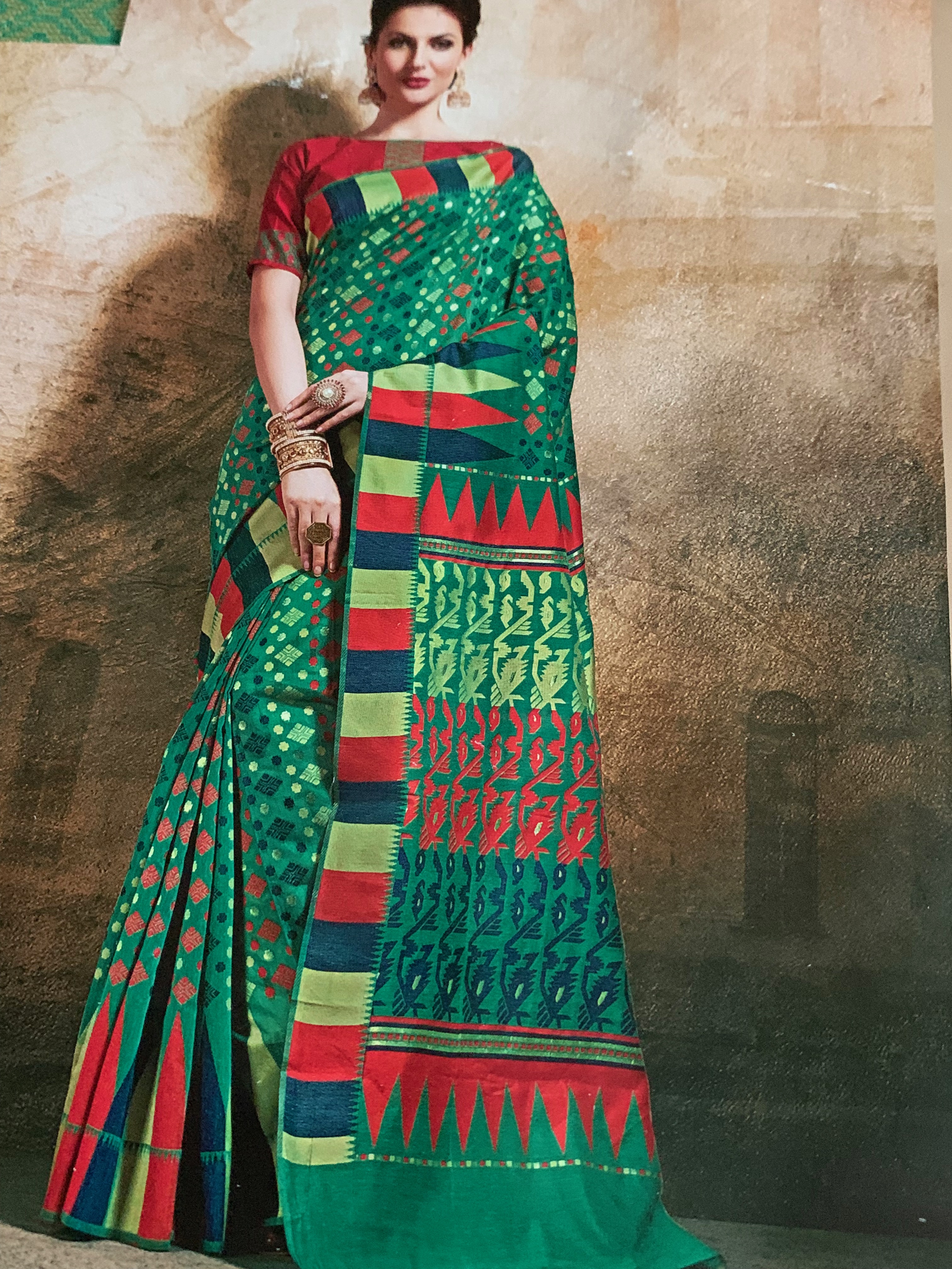 Maroon Cotton Silk Saree with Jamdani Work and contrast Blouse