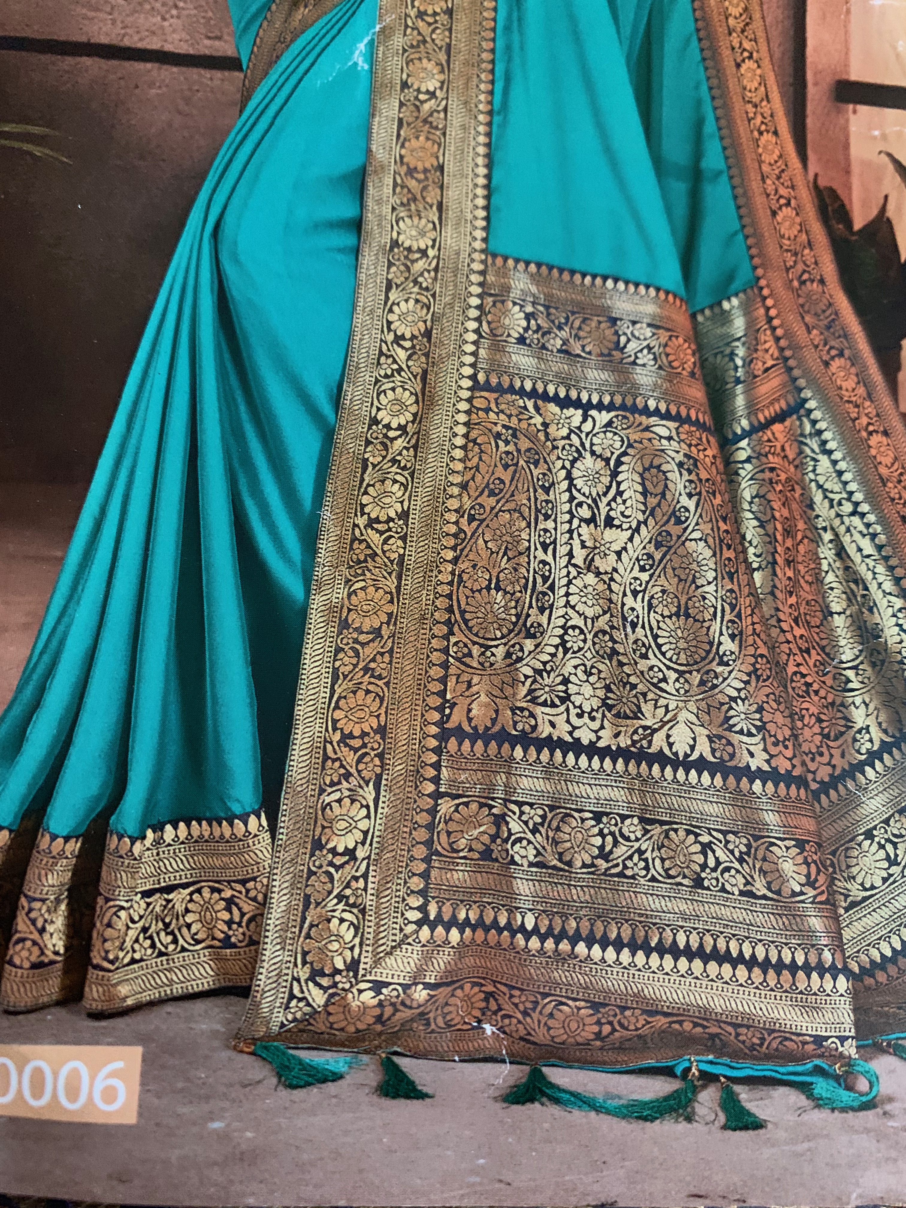 Pure Georgette with Jacquard Border 